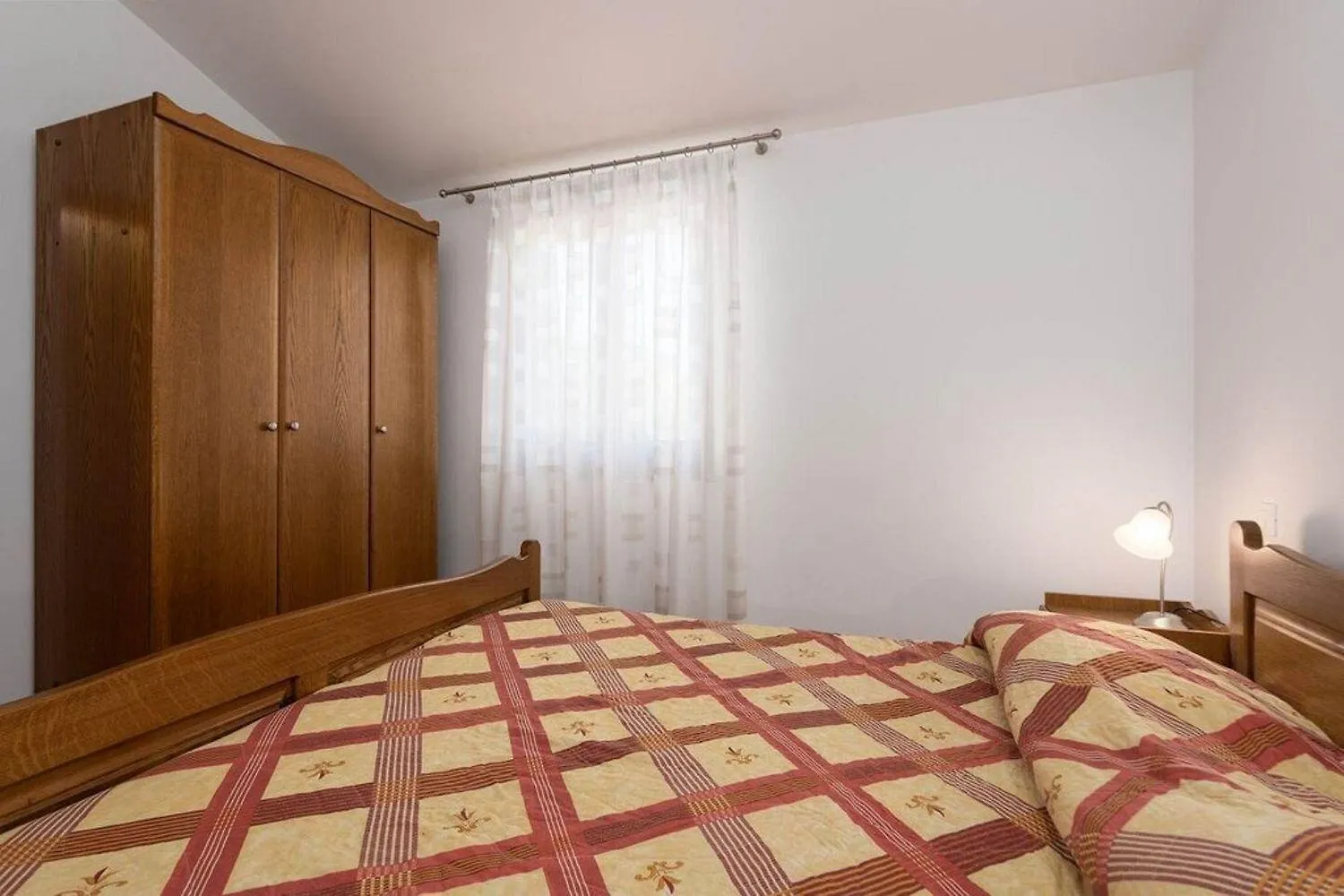 Traumhaftes Apartment Nur 250 Meter Zum Strand Mit Meerblick, Pool, Grillbereich, Privatparkplatz Porec 0*,  Croatia